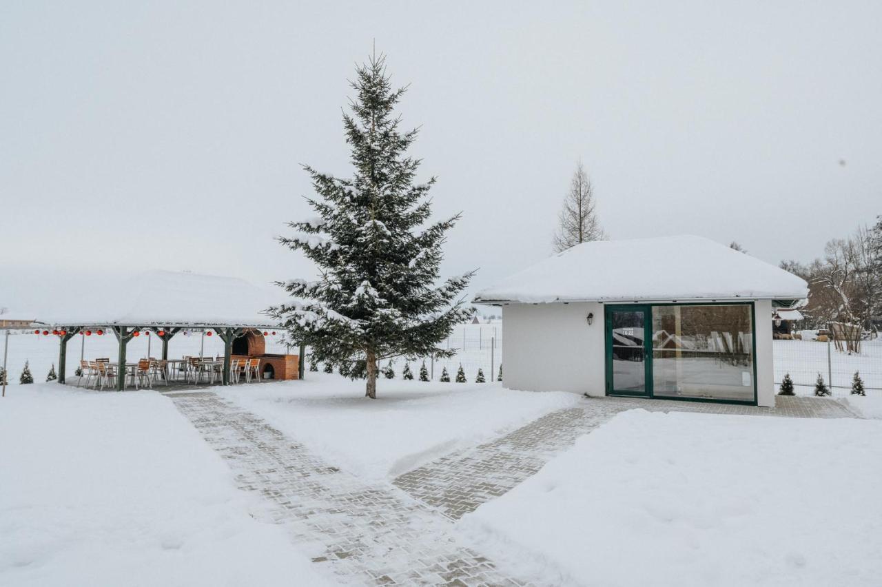 Bed and Breakfast Kadarhaz Vlahita Zewnętrze zdjęcie