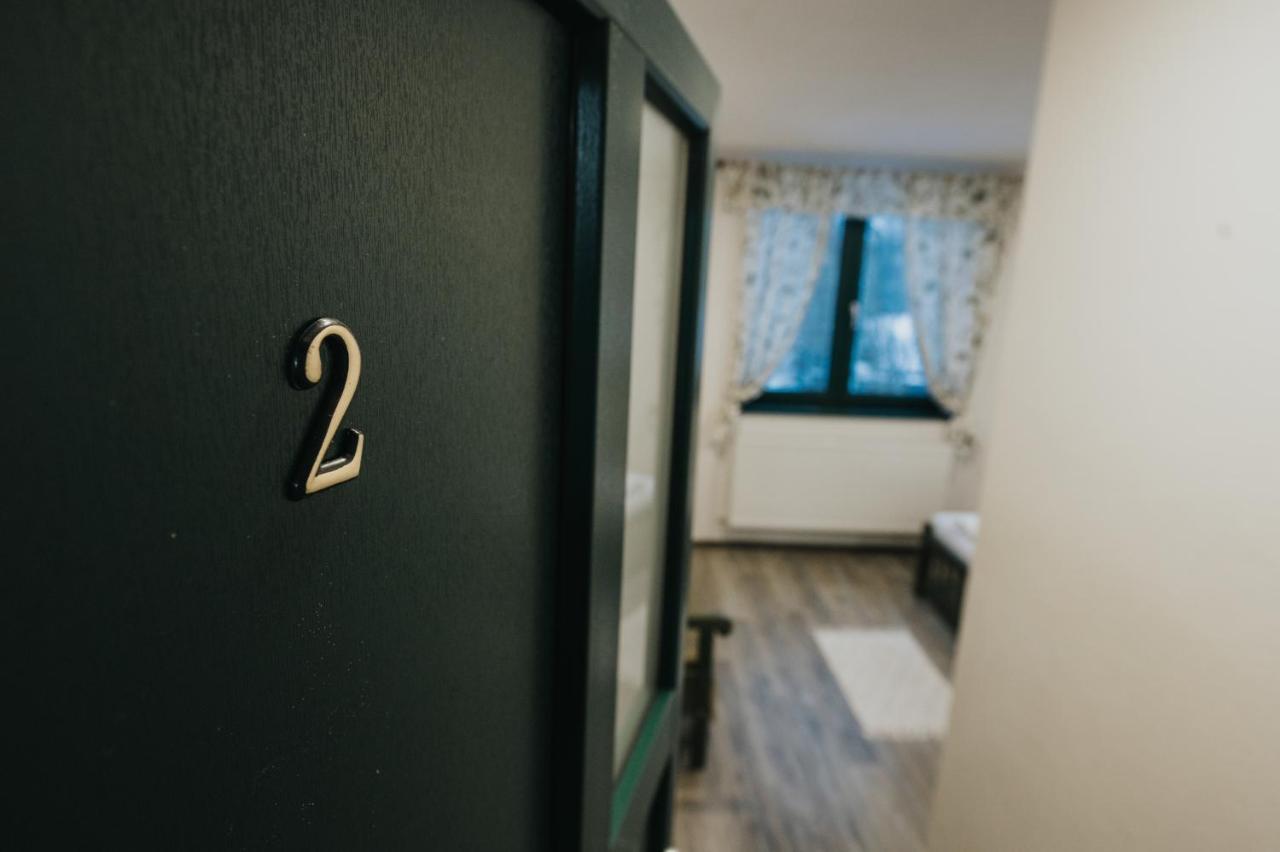 Bed and Breakfast Kadarhaz Vlahita Zewnętrze zdjęcie
